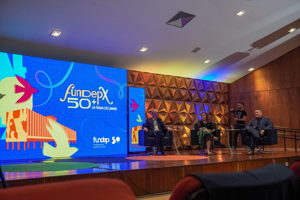 “Um futuro [de] poesia” foi tema do encontro interno Fundep X 2025
