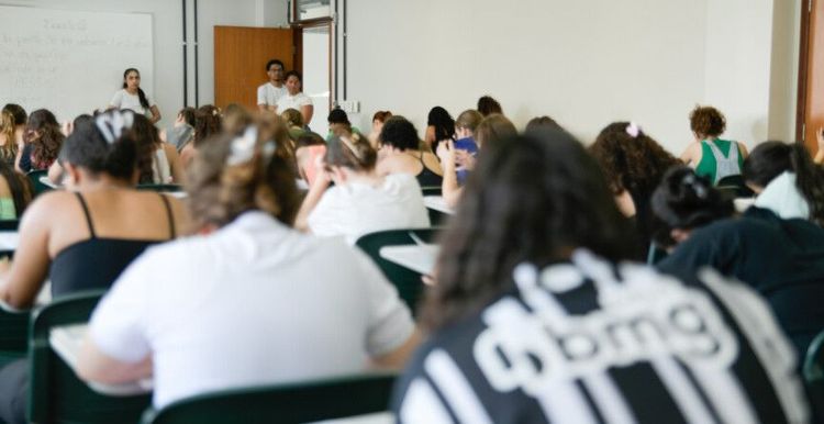 Etapa 1 do Seriado UFMG reúne 37 mil candidatos em sete cidades mineiras